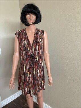 V Christina sleeveless VNeck Mini Dress Autumn Multicolor w/Decorative Brooch